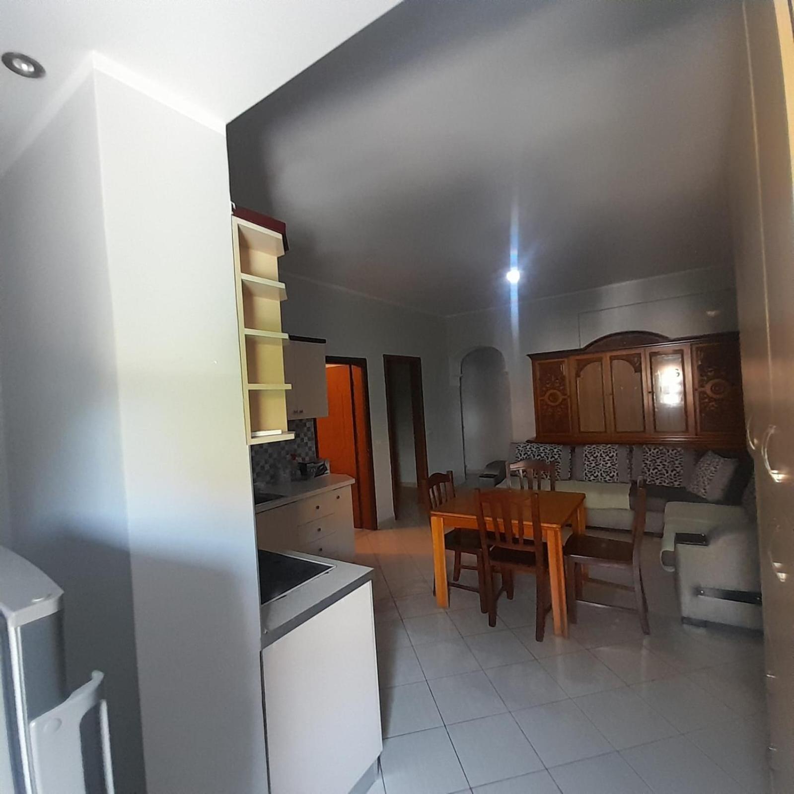 Bardhi Appartement *