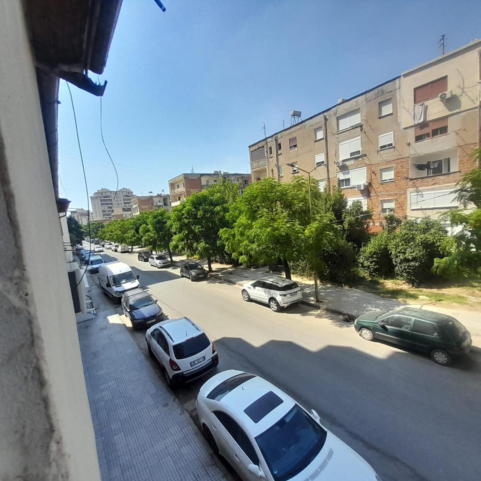 Appartement Bardhi *